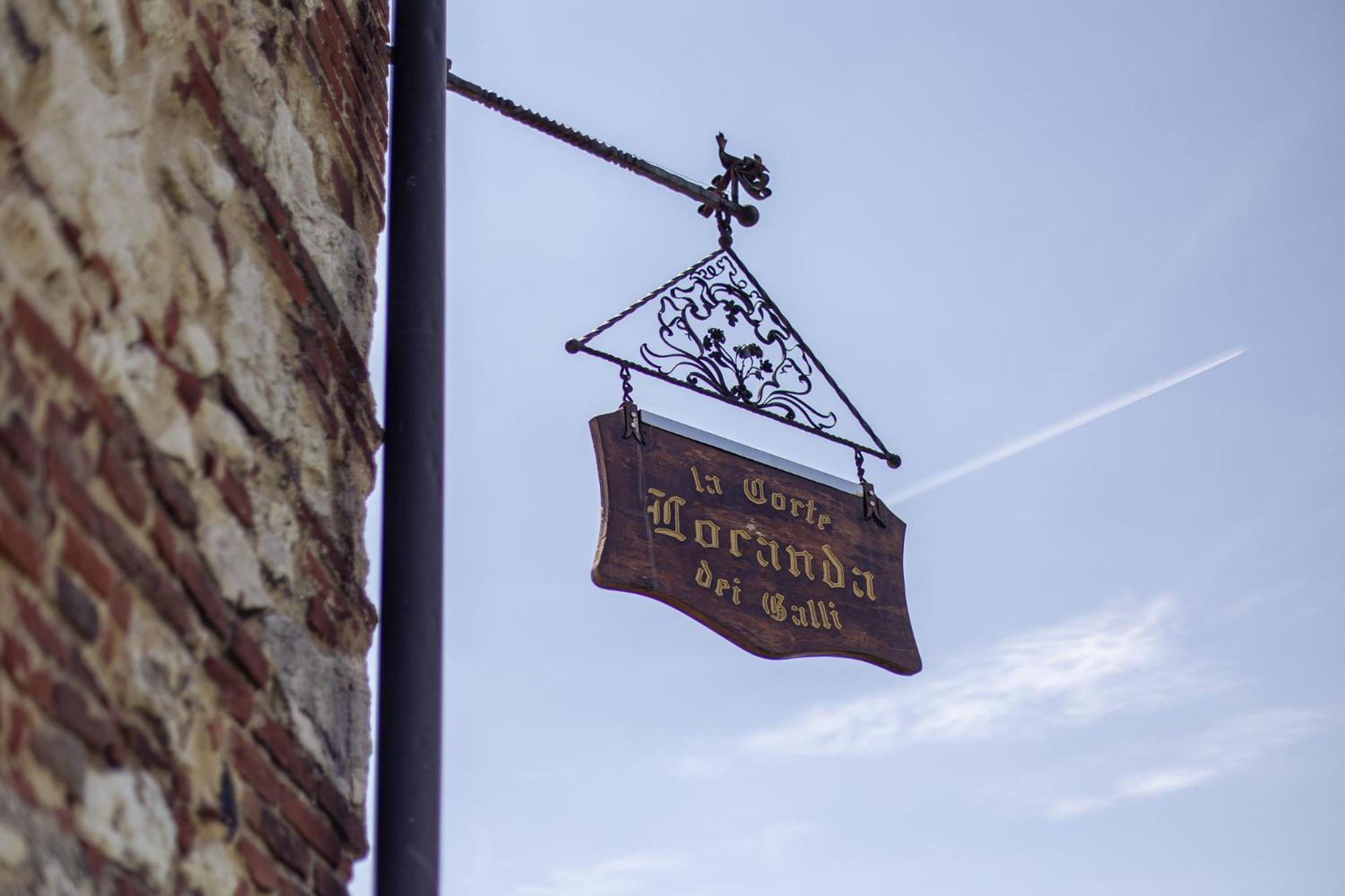 Locanda La Corte Dei Galli Carre Exteriör bild